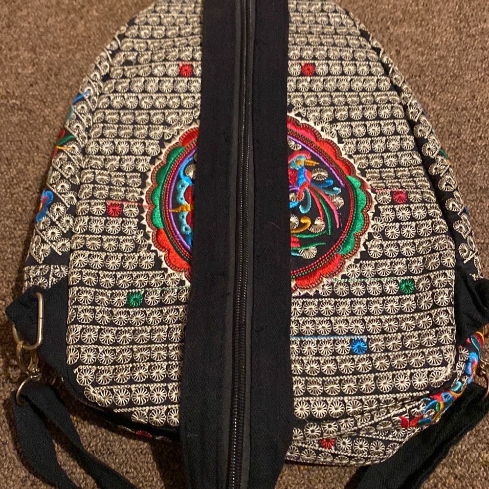 Mexican artesian backpack - Picture 6 of 6